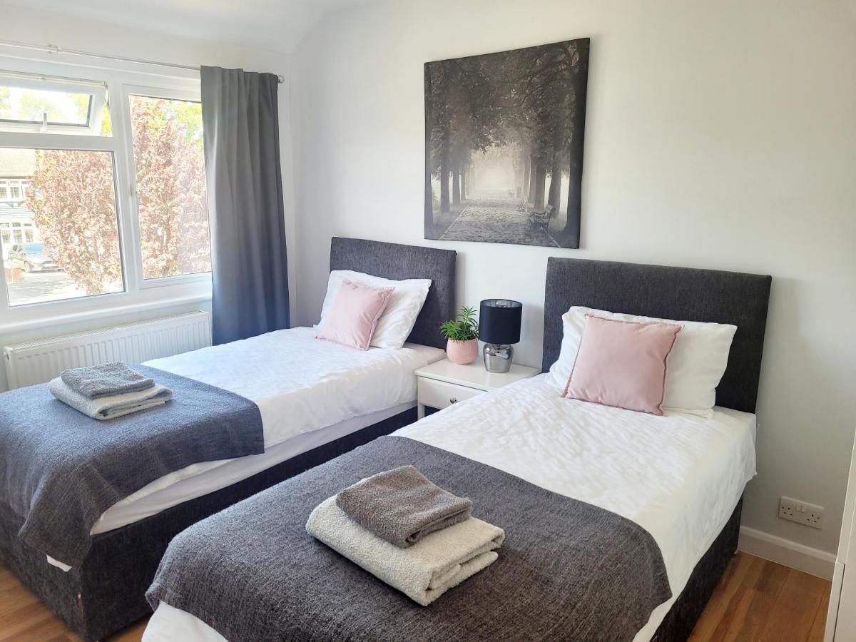 Knollmead House Villa Surbiton Екстериор снимка